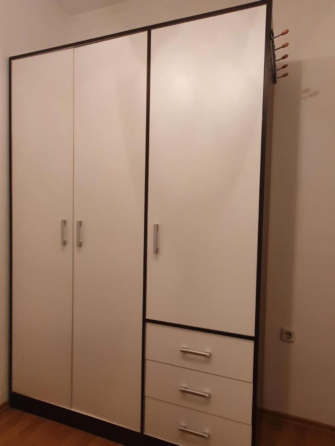 Stan na dan Prnjavor, Gajba u centru Apartment Exterior foto